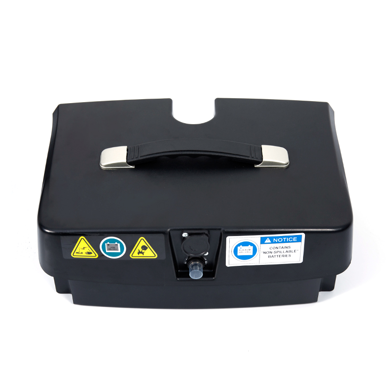 YL-02 Yaşlılar için 360° Dönebilen Koltuğa Sahip Hafif 4 Tekerlekli Mobilite Scooterı