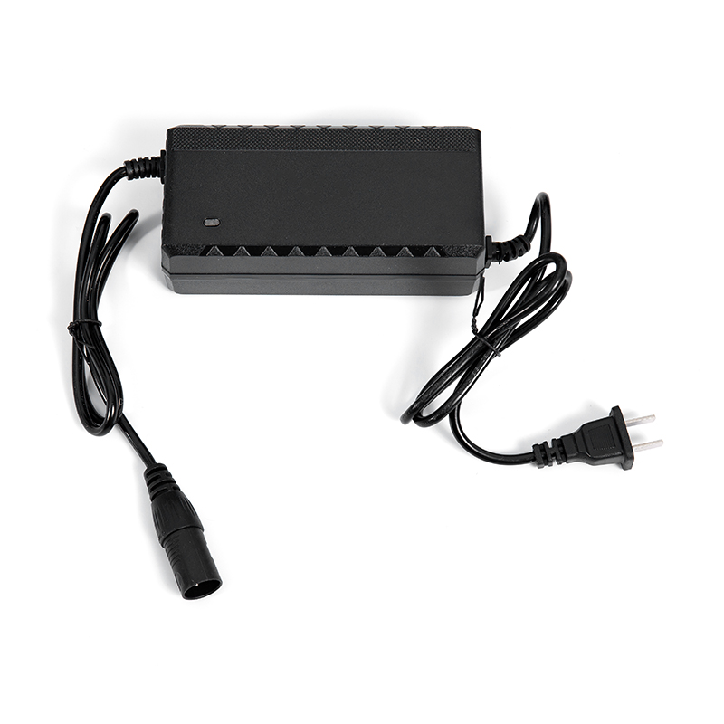 YL-985S 4 Tekerlekli Hafif Taşınabilir Katlanabilir Seyahat Elektrikli Scooter